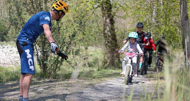 Moniteurs VTT et Vélo de Route