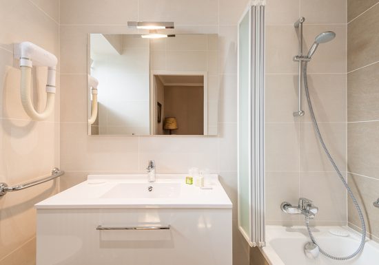 LOGIS HOTEL LE BEAU SITE