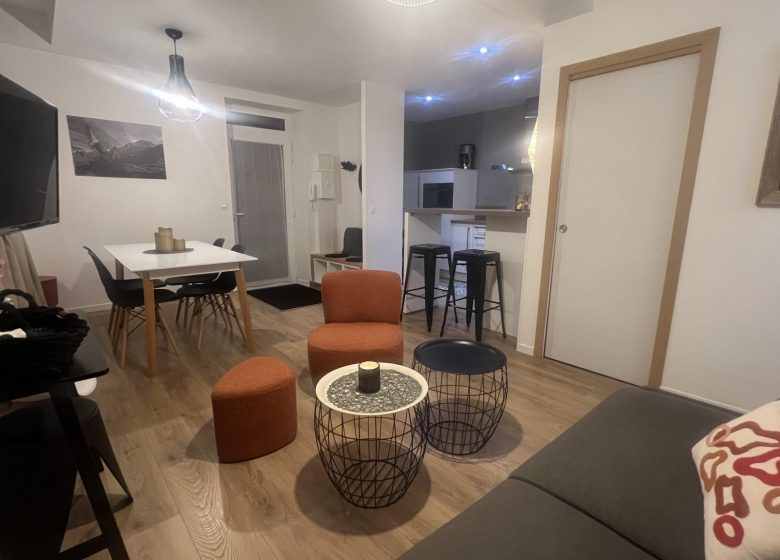 RÉSIDENCE AUX DEUX PICS – APPARTEMENT LE TUCOU