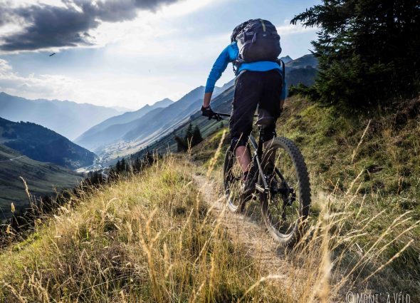 MONT’ À VÉLO – SALLY ROBIN