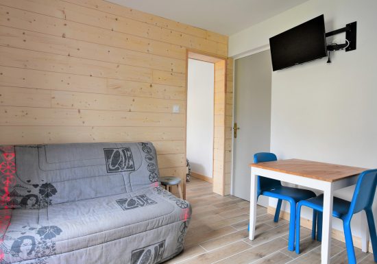 STUDIO RDC DANS MAISON