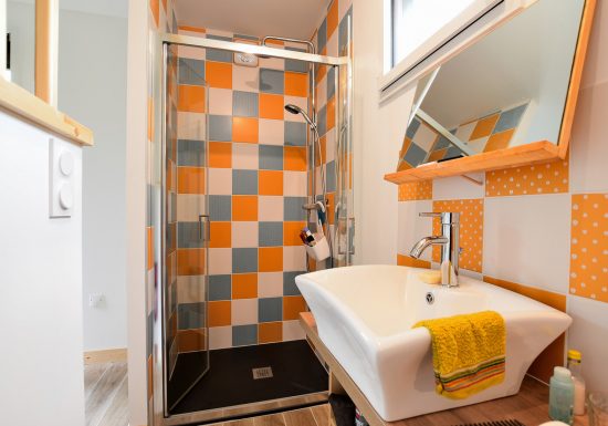 STUDIO RDC DANS MAISON