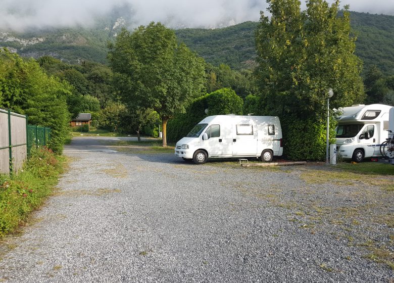 CAMPING CAR PARK